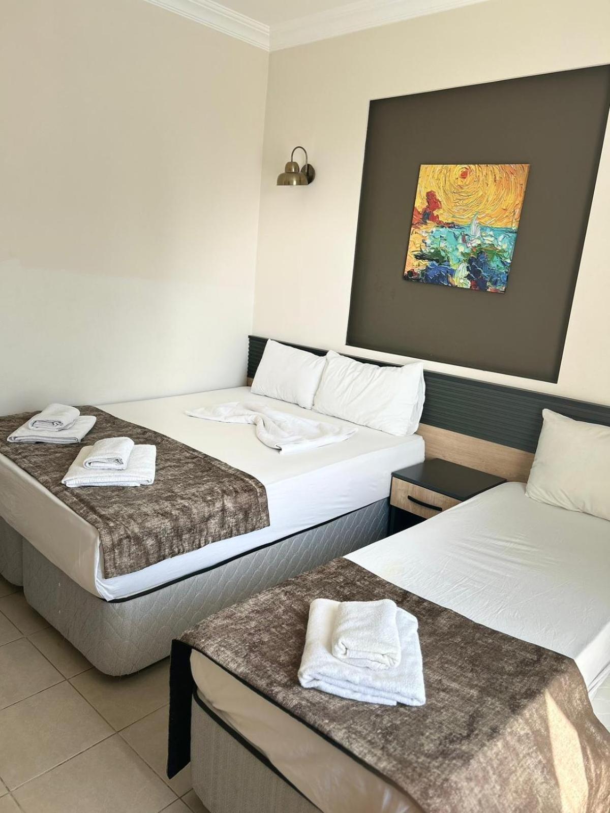 Side Sunset Hotel Ngoại thất bức ảnh